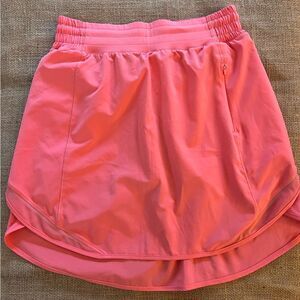 Lululemon Athletica Coral Hotty Hot Skort NWOT sz 4  athleisure activewear
